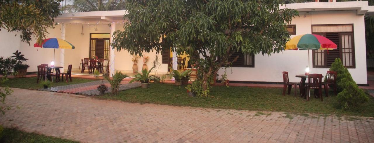 Miheen Hotel & Resort - Anuradhapura Mihintale Esterno foto