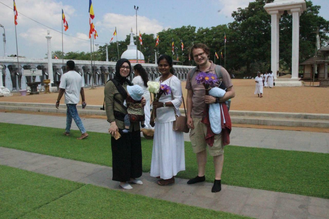 Miheen Hotel & Resort - Anuradhapura Mihintale Esterno foto